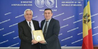 Peste 20 de companii autohtone au primit Certificatul de Membru a CCI a Republicii Moldova