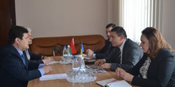 Întrevederea președintelui Camerei de Comerț și Industrie a RM Sergiu Harea cu Excelența Sa Serghei Ciciuk, Ambasador Extraordinar și Plenipotențiar al Republicii Belarus în țara noastră