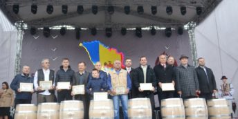 Cele mai bune vinuri de casă au fost premiate în cadrul ediției a XV-a, a Concursului “Polobocul de Aur”
