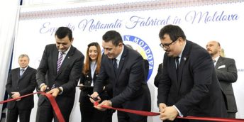 Peste 420 de agenți economici și factori de decizie din țară și de peste hotare au participat la deschiderea oficială a Expoziției naționale „Fabricat în Moldova” 2018