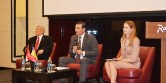 Peste 80 de antreprenori s-au reunit la forumul de afaceri „Fortificarea relațiilor economice dintre Indonezia și Republica Moldova”