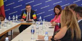O delegație de oameni de afaceri din România în vizită la CCI a RM